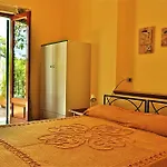 Apartamento Seafront Garden House Taormina