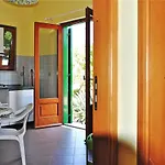 Seafront Garden House Apartamento *